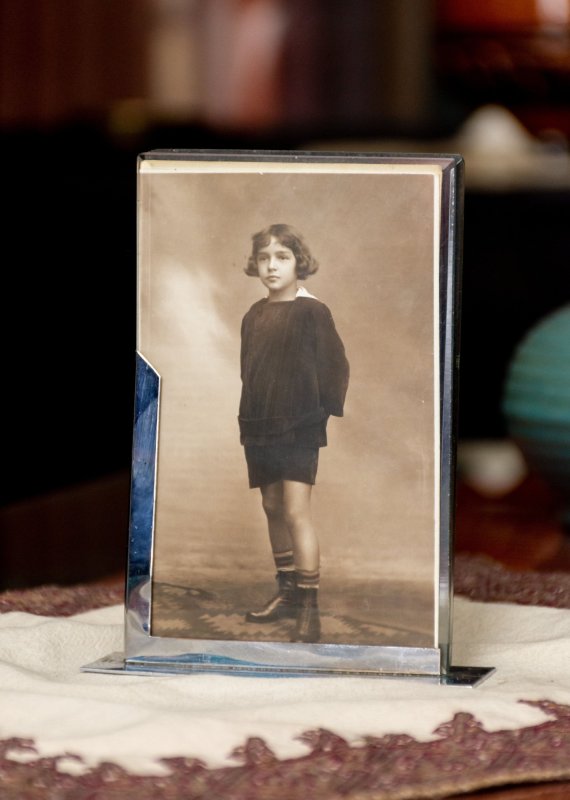 Universul plin de cărţi al lui Cezar Petrescu 157244