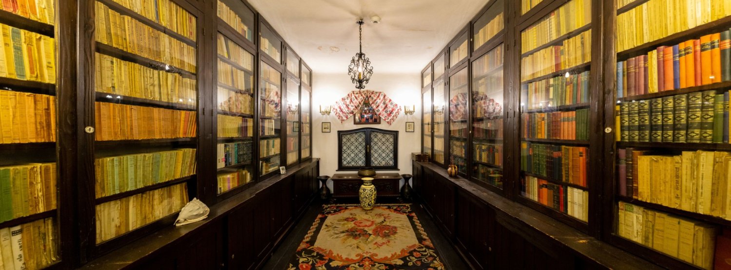 Universul plin de cărţi al lui Cezar Petrescu 157262