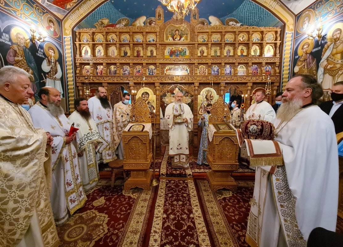 Sfinții Martiri și Mărturisitori Năsăudeni, cinstiți la Mănăstirea Bichigiu 157408