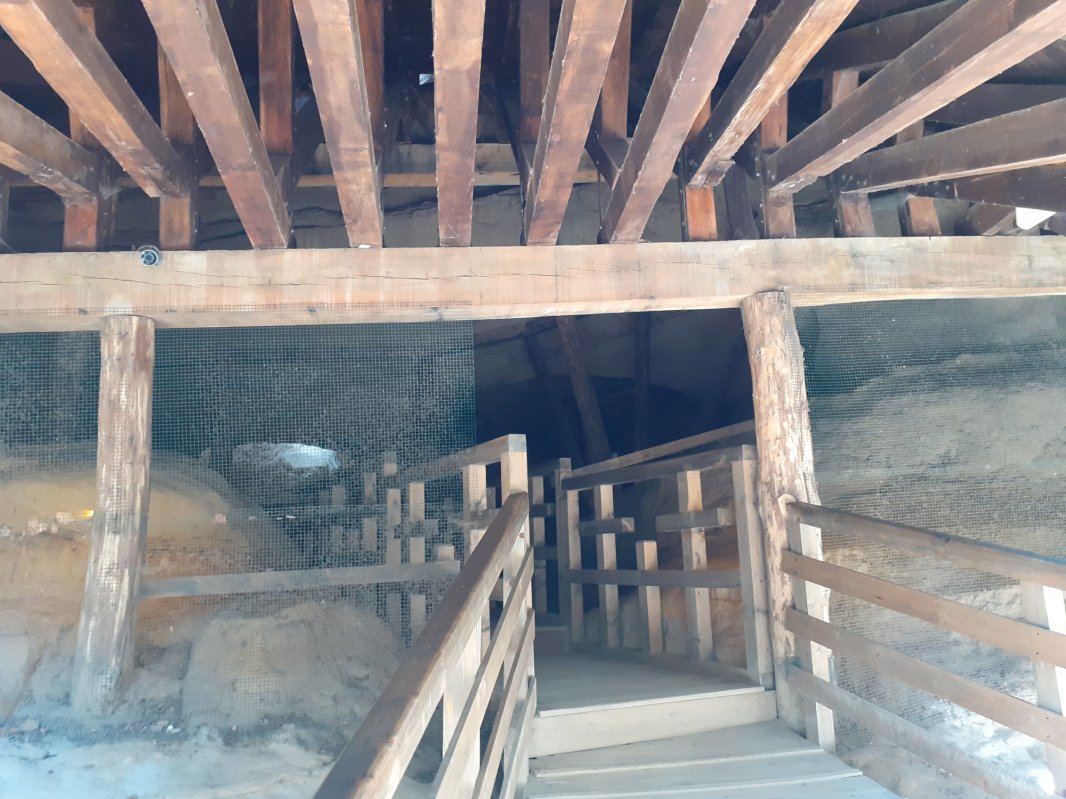 Lumina care pătrunde și sub pământ 157434