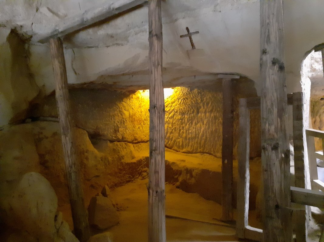 Lumina care pătrunde și sub pământ 157438