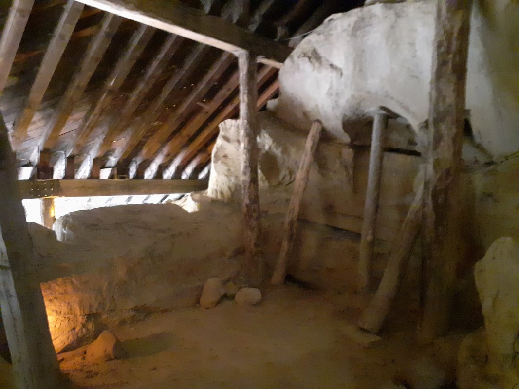 Lumina care pătrunde și sub pământ 157448