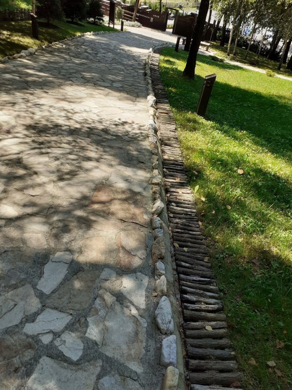 Lumina care pătrunde și sub pământ 157454