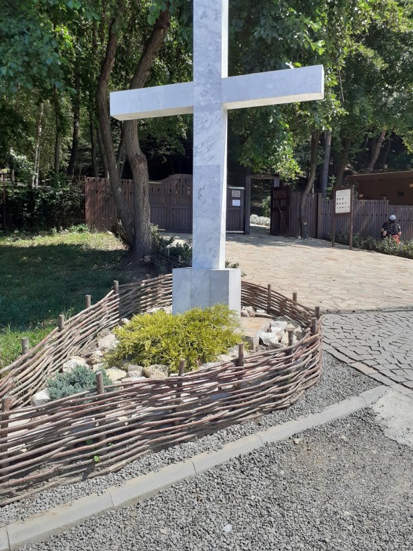 Lumina care pătrunde și sub pământ 157456