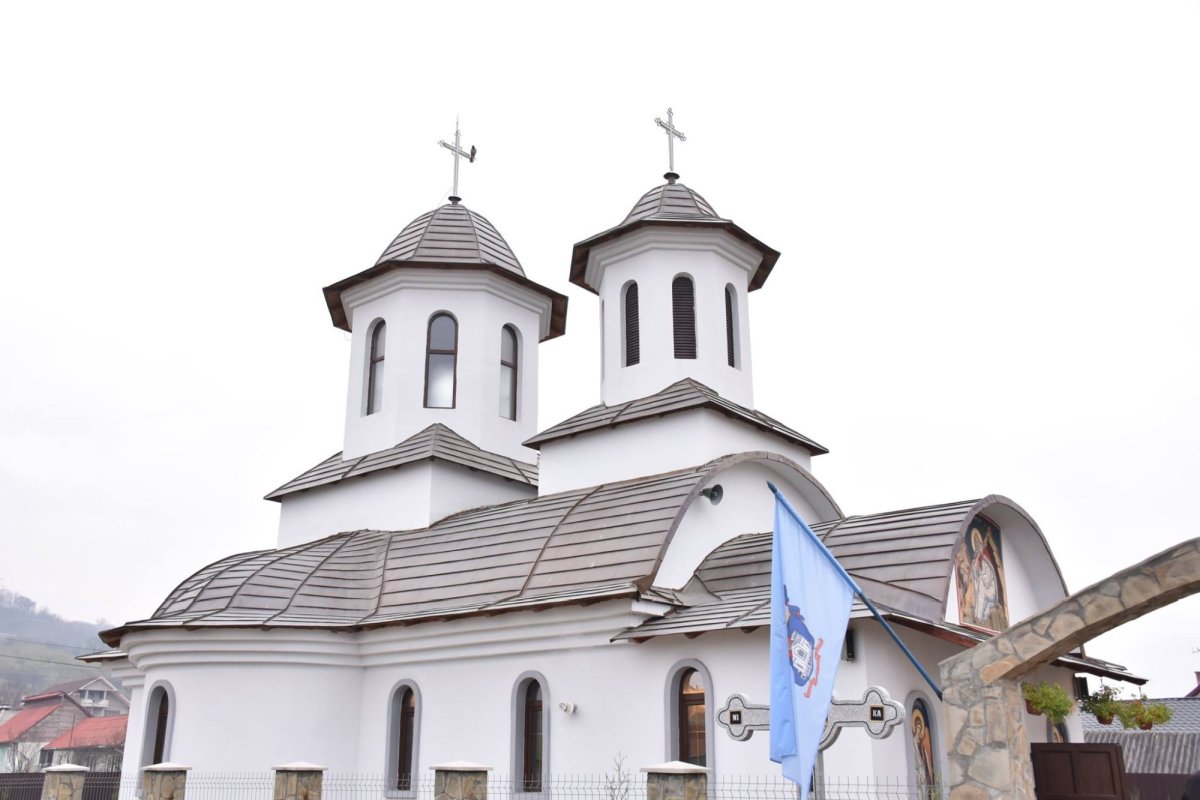 Biserica  „Sfântul Proroc Ilie Tesviteanul” din Năsăud a fost sfințită  157550