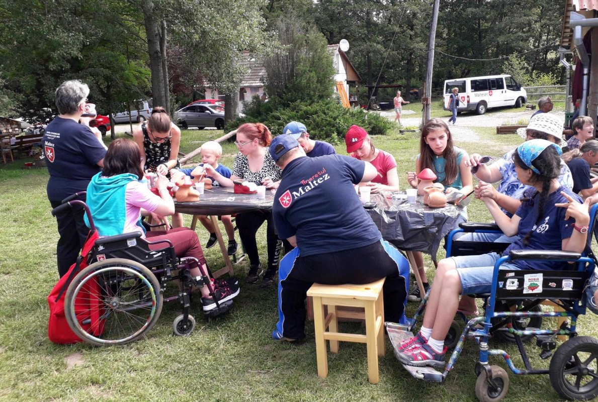 Centre de respiro pentru adulții cu dizabilități 157594