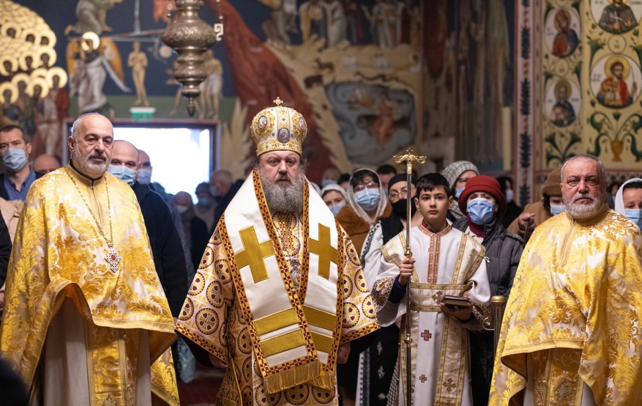 Înnoitorul vieții isihaste sărbătorit la Parohia Șerban Vodă din București 157566