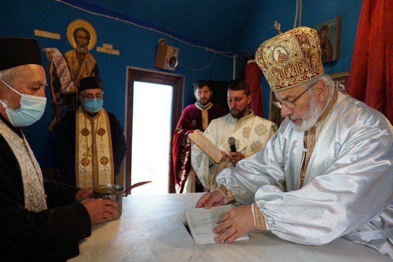 Sfințirea unei biserici din Argeș, pusă sub ocrotirea a doi proroci 157572