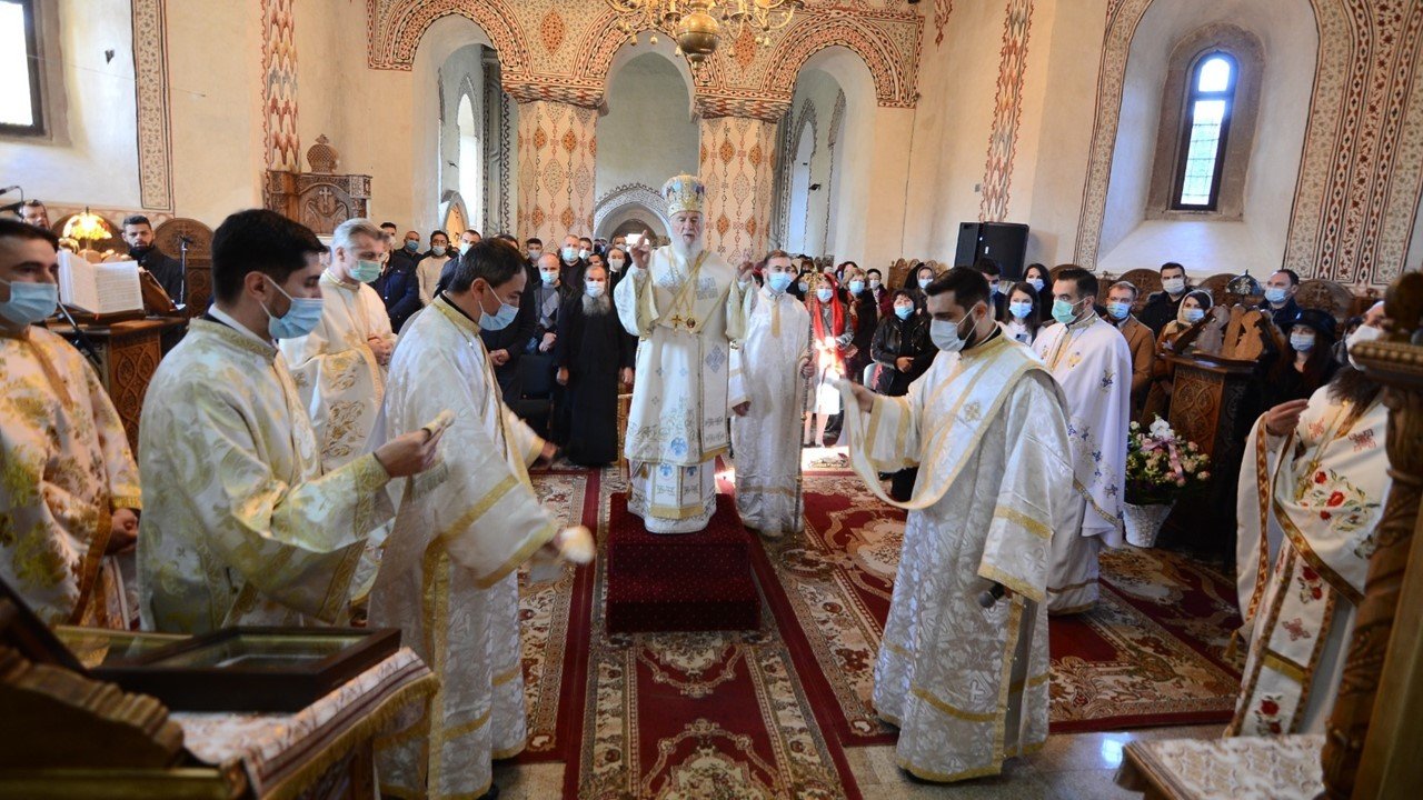 Hirotonii la Mănăstirea Stelea din orașul Târgoviște 157606