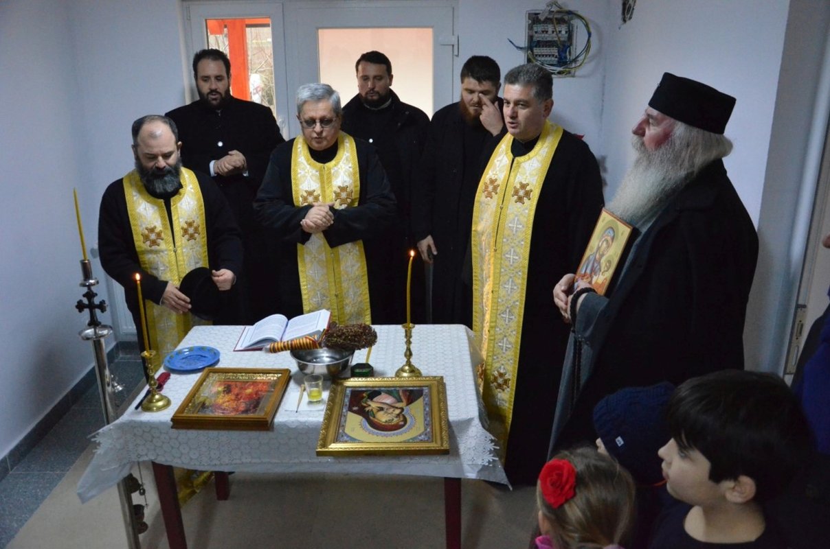 Fundaţia „Preot Ioan Olariu”, un factor activ de suport social în vremuri de restriște 157696