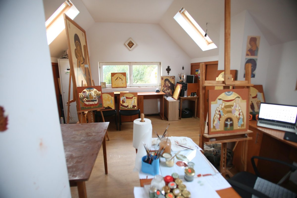 Laboratorul de sănătate de la Mănăstirea Măgura-Jina 157683