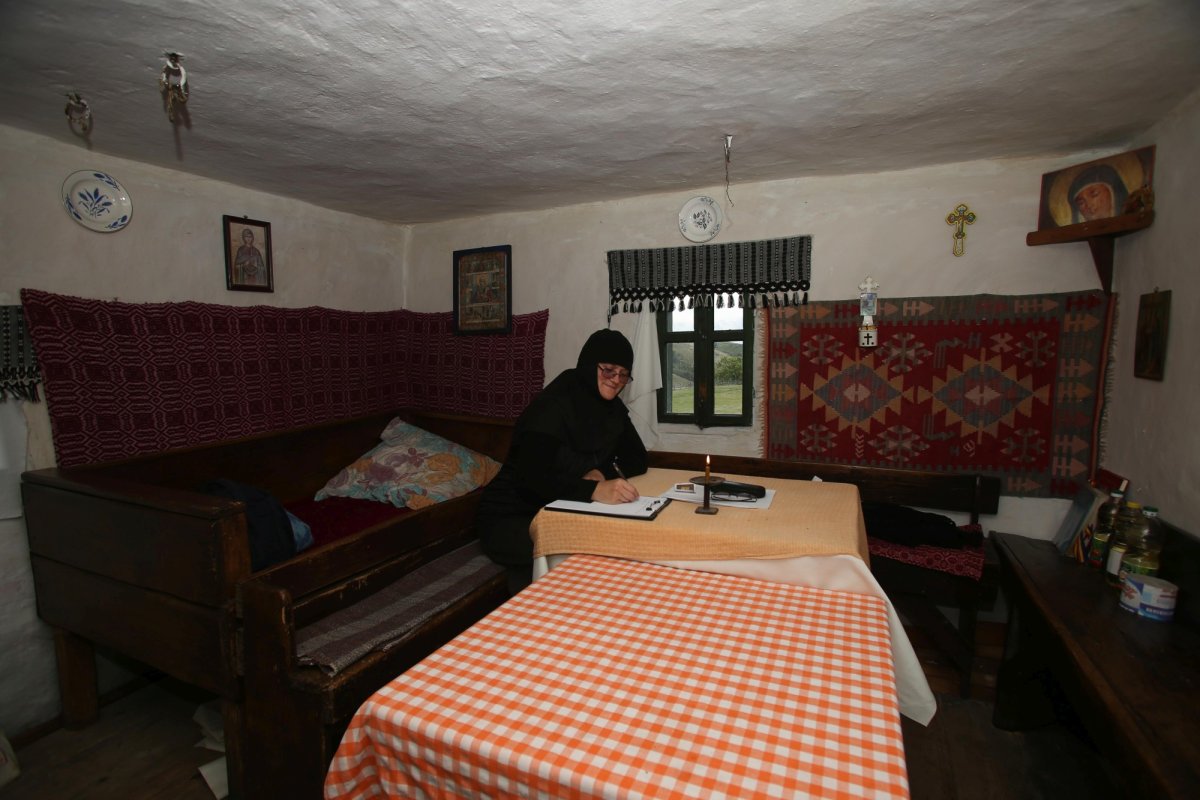 Laboratorul de sănătate de la Mănăstirea Măgura-Jina 157688