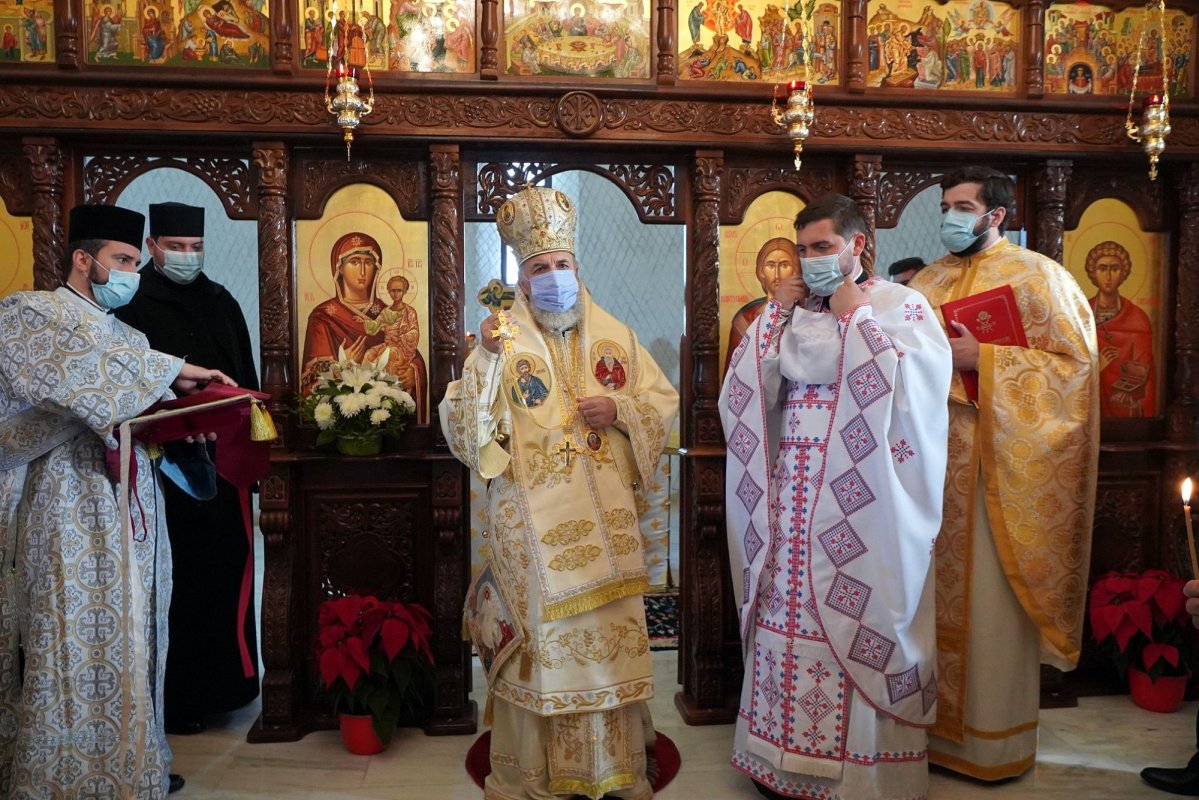 Sfinţirea Bisericii „Sfântul Mare Mucenic Pantelimon” din Pechea, judeţul Galaţi 157898