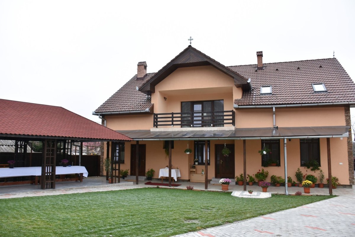 Binecuvântarea lucrărilor la casa parohială din Teaca, Bistriţa-Năsăud 157942