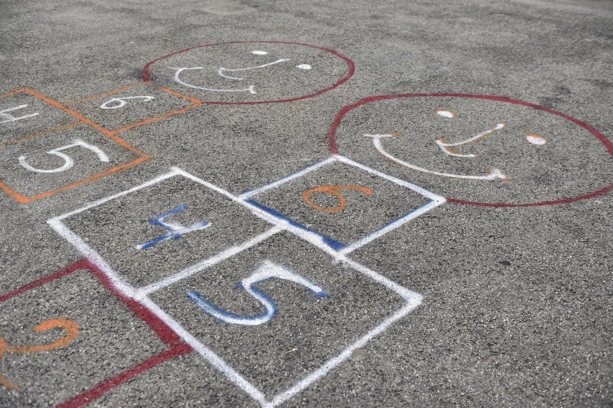 Mai puțini copii cu părinții plecați 158059