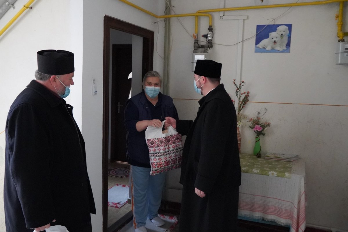 Popasuri duhovnicești și acțiuni filantropice în Arhiepiscopia Dunării de Jos 158384