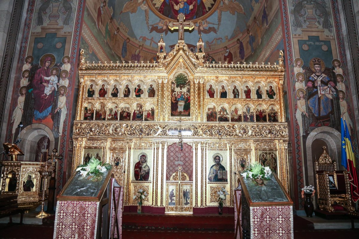 Biserica „Sfinții Arhangheli” din Orăștie, o catedrală a Marii Uniri 158183