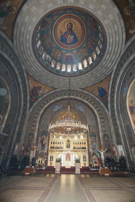 Biserica „Sfinții Arhangheli” din Orăștie, o catedrală a Marii Uniri 158185