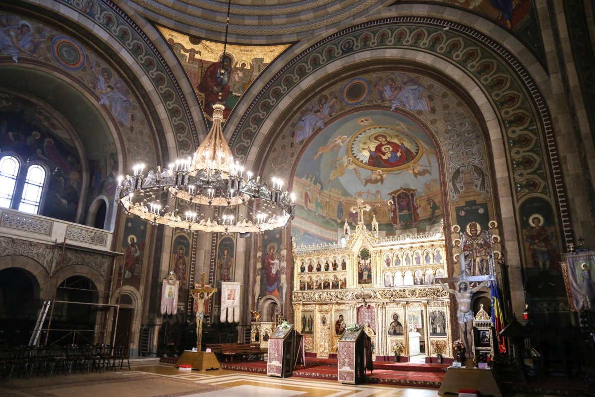 Biserica „Sfinții Arhangheli” din Orăștie, o catedrală a Marii Uniri 158207