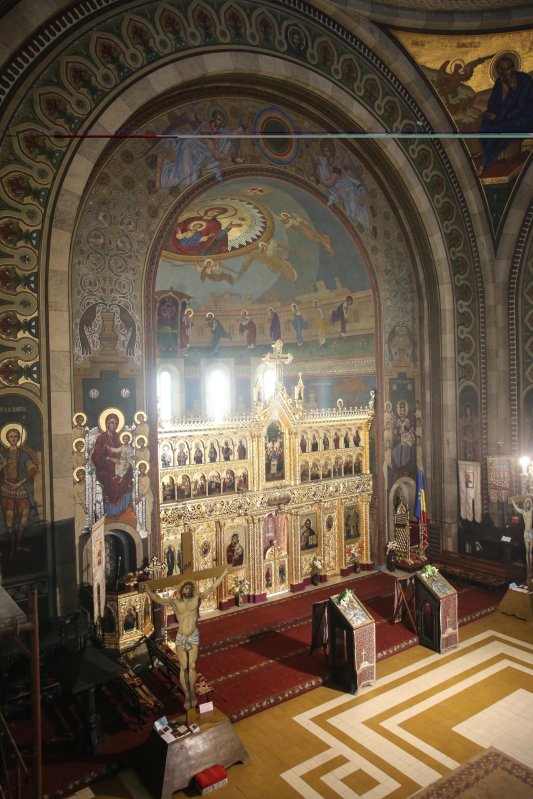 Biserica „Sfinții Arhangheli” din Orăștie, o catedrală a Marii Uniri 158219