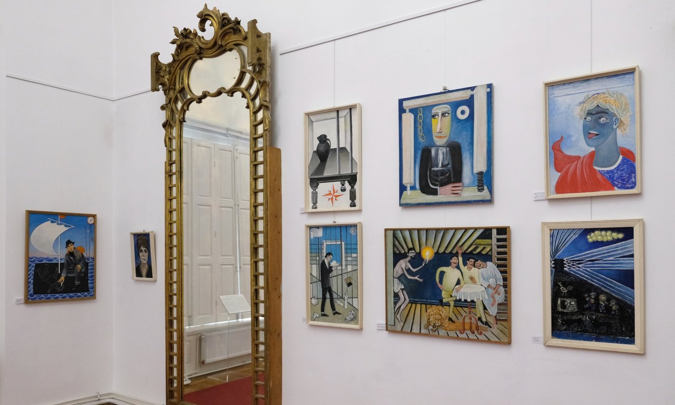 O sută de ani  în linii și culori 158611