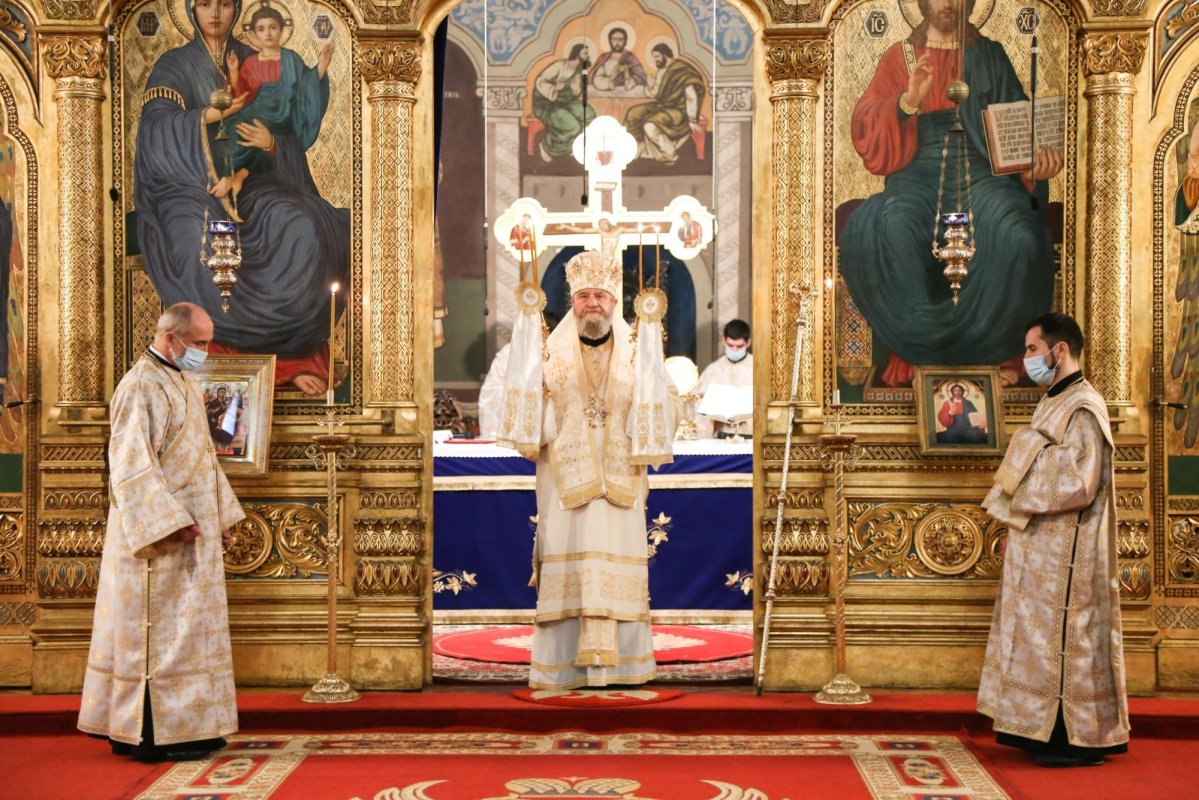 „Chemarea la Masa Împărăţiei este şansa vieţii noastre” 159707