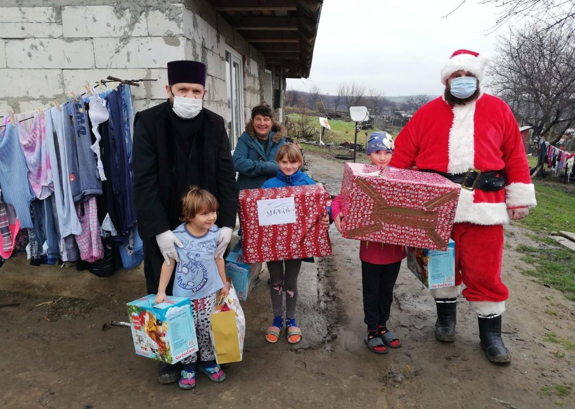 Daruri pentru copii din Episcopia Hușilor 159851