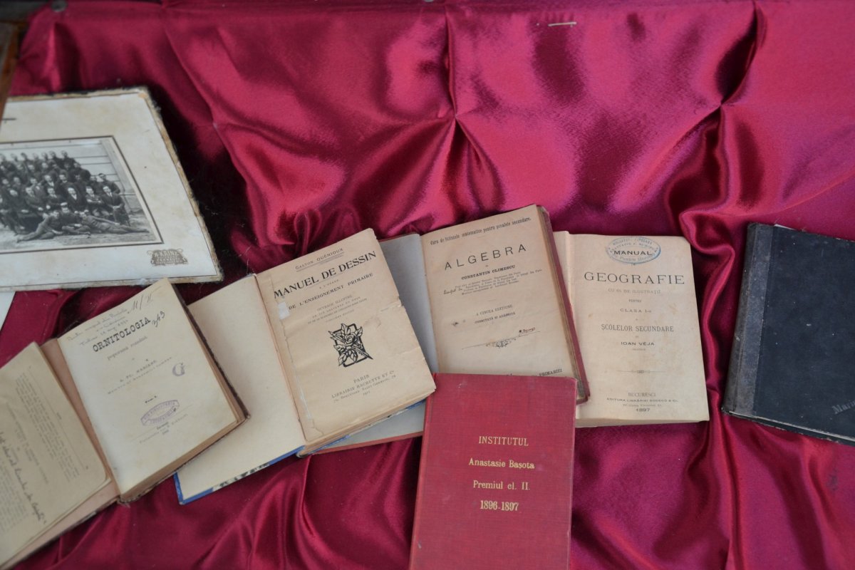 Șase veacuri de istorie în Pomârla Bașoteștilor 159972