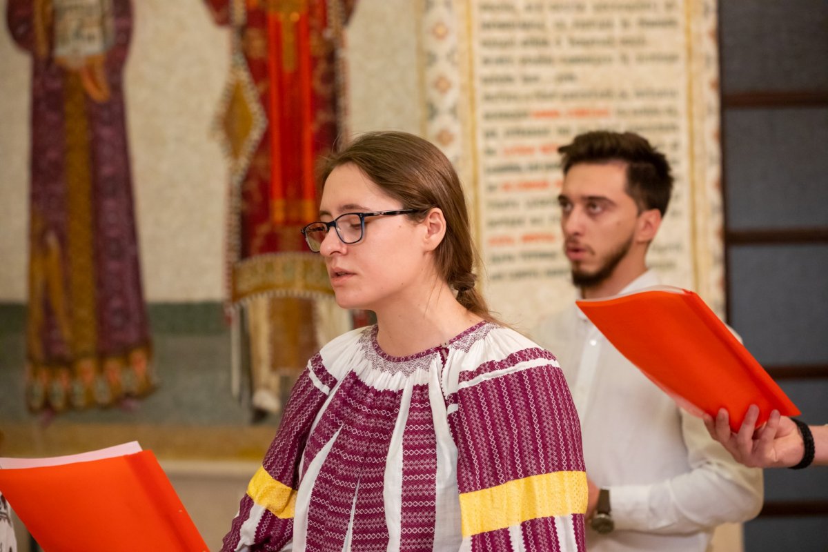 Au sosit primii colindători la Reşedinţa Patriarhală 160219