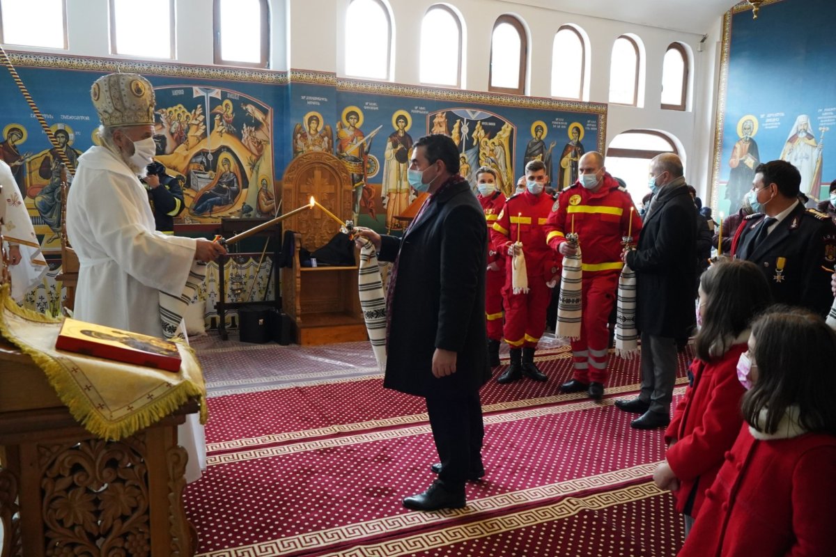 Sfinţirea unei noi capele din municipiul Galaţi 160187