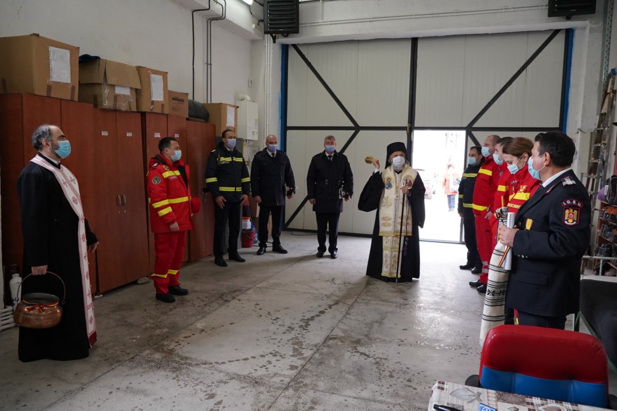 Sfinţirea unei noi capele din municipiul Galaţi 160188