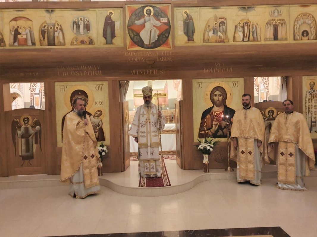 Slujire arhierească în Parohia Alba Iulia - Cartier Nou II 160326