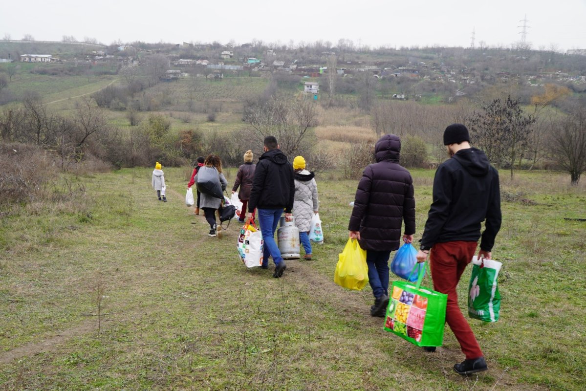 Noi acțiuni filantropice în Arhiepiscopia Dunării de Jos 160470