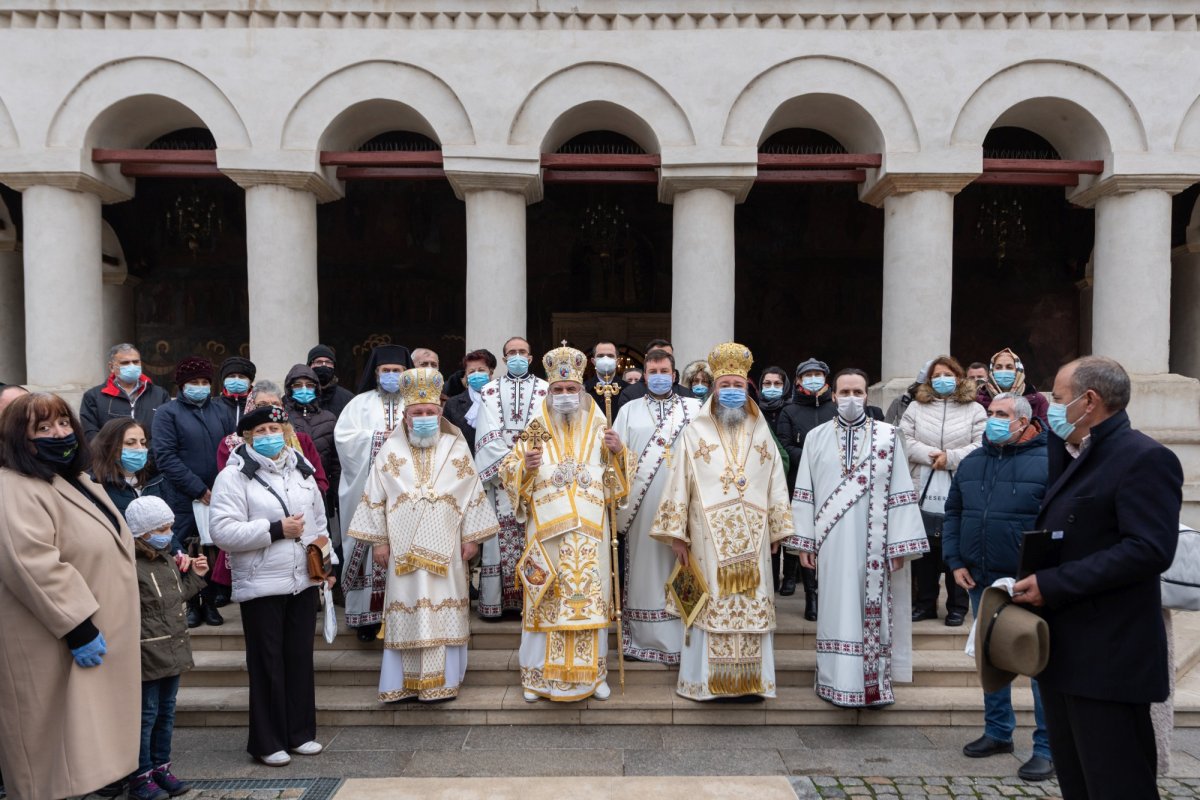 Sărbătoarea Nașterii Domnului la Catedrala Patriarhală 160605