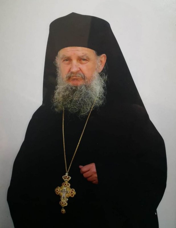 Pomenirea arhimandritului Ciprian Zaharia la 13 ani de la înveşnicire 160707