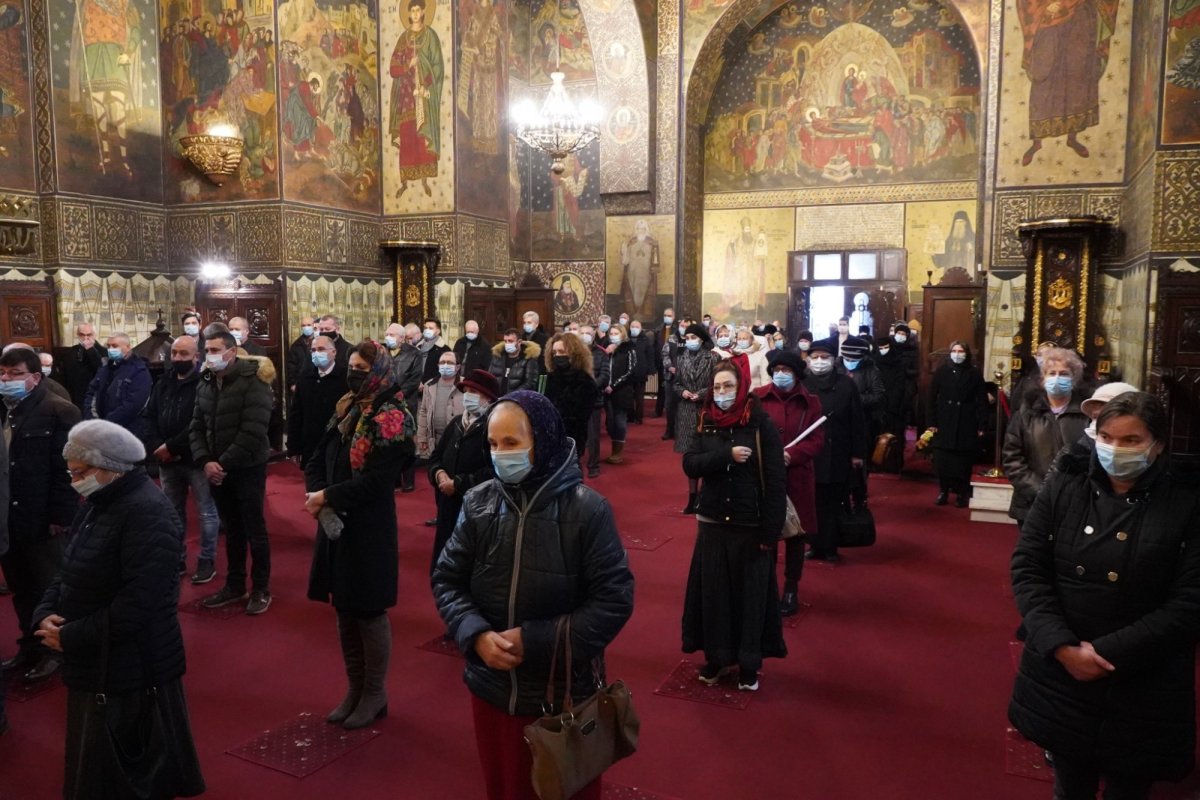 Prăznuirea Naşterii Domnului în Mitropolia Munteniei şi Dobrogei 160684