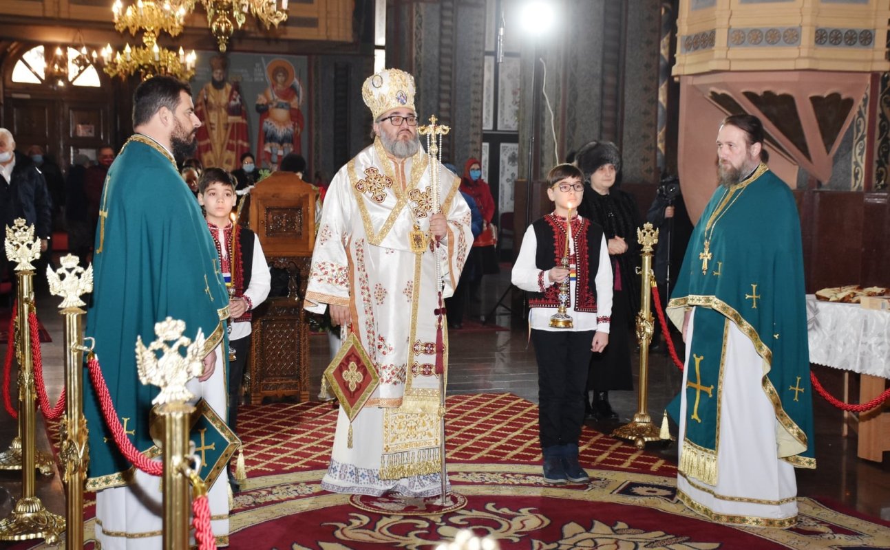 Prăznuirea Naşterii Domnului în Mitropolia Munteniei şi Dobrogei 160685