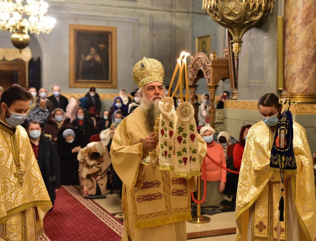Prăznuirea Naşterii Domnului în Mitropolia Munteniei şi Dobrogei 160687