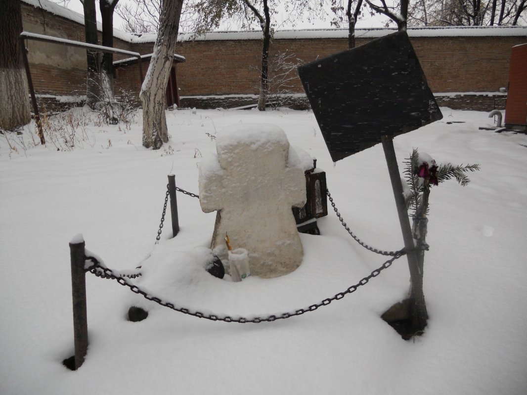 Tainicul duh și prezentul cimitirului Mărcuța 160975