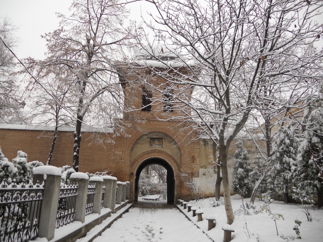 Tainicul duh și prezentul cimitirului Mărcuța 160978