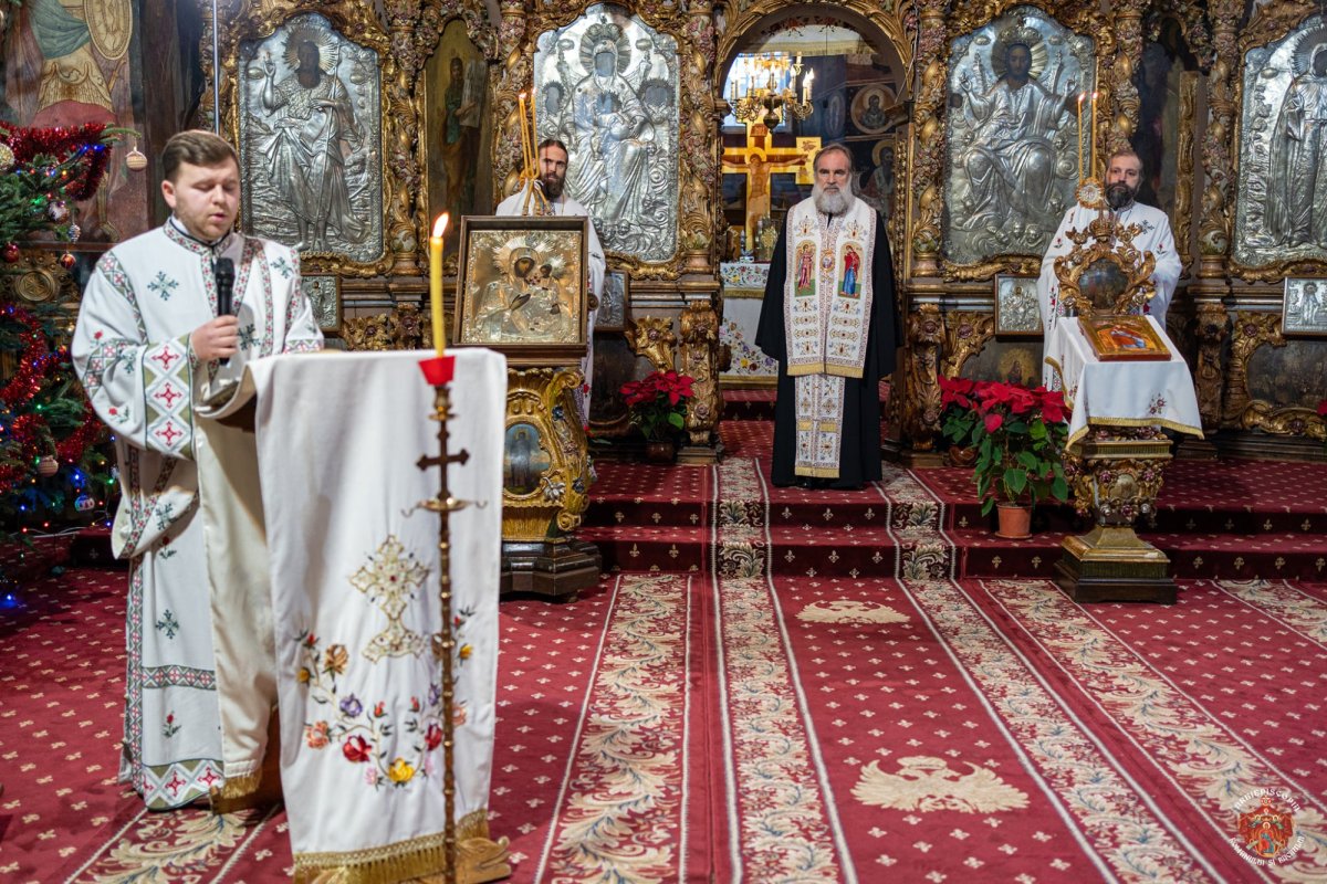 Şase ani de arhipăstorire ai Înaltpreasfinţitului Părinte Ioachim la Roman 161139