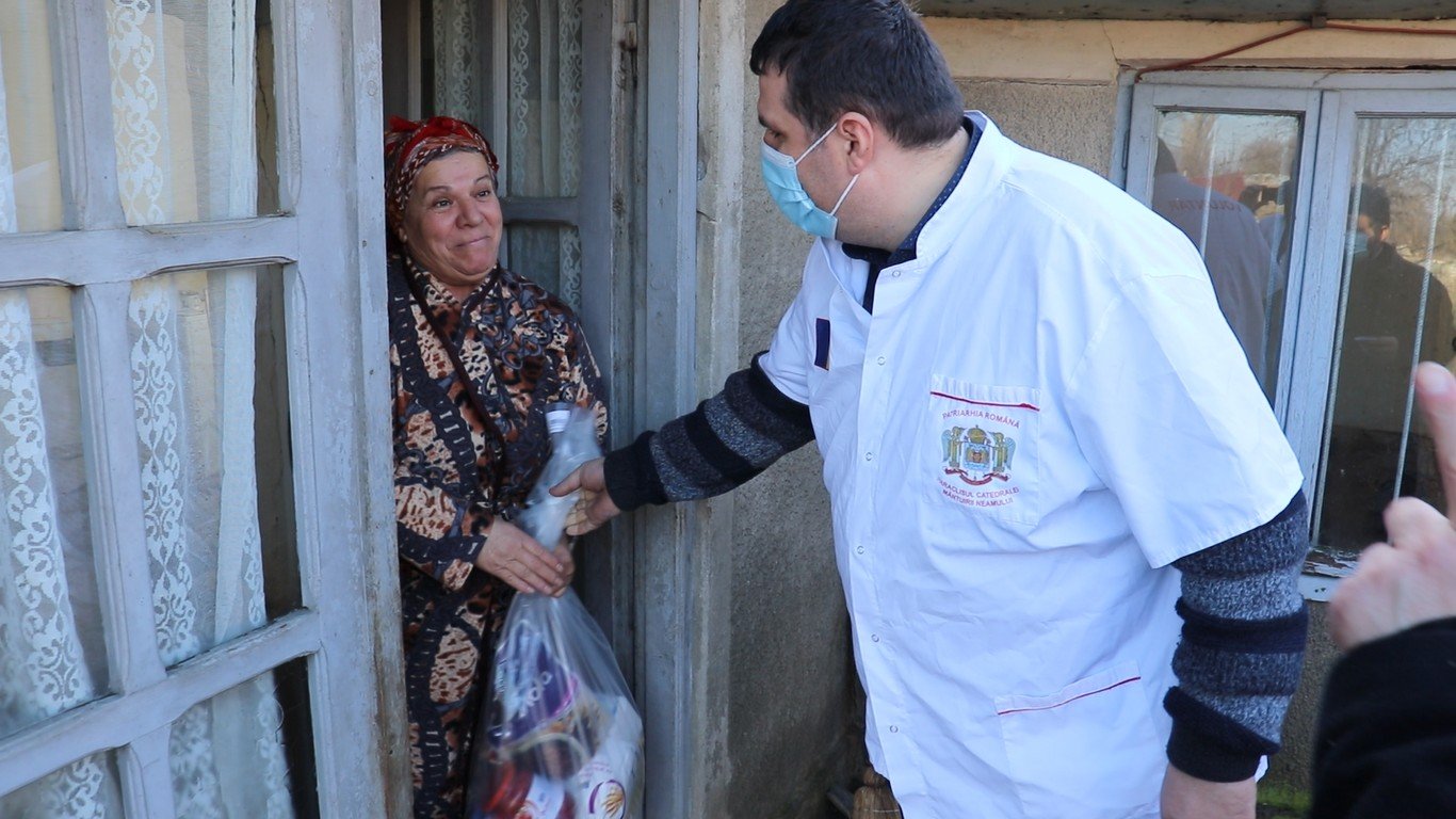 Noul an întâmpinat prin acțiuni social-filantropice 161309