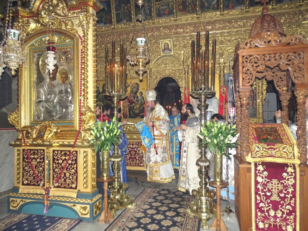 Doi noi slujitori pentru Schitul românesc Prodromu 161397