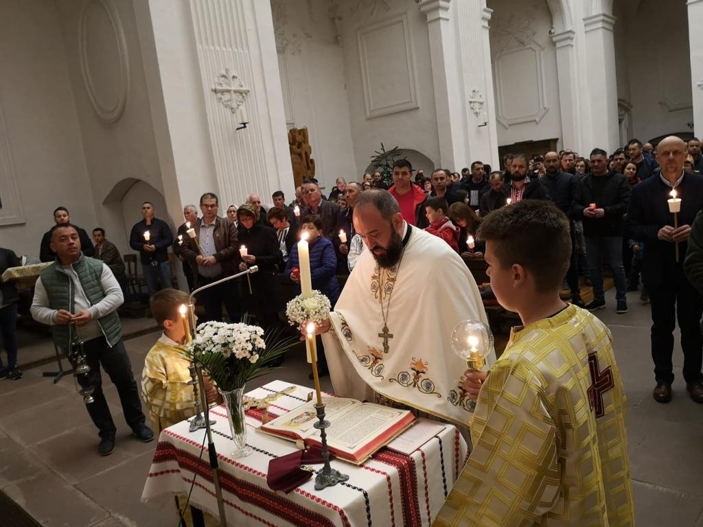 „Biserica este aici țara, locul unde respiri aerul în care te-ai născut”  161039