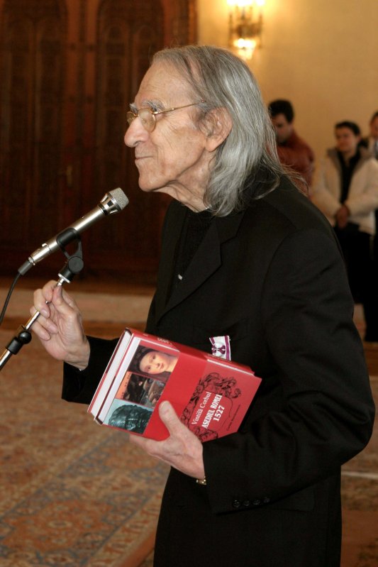 Vintilă Corbul, un autor român de succes  161549