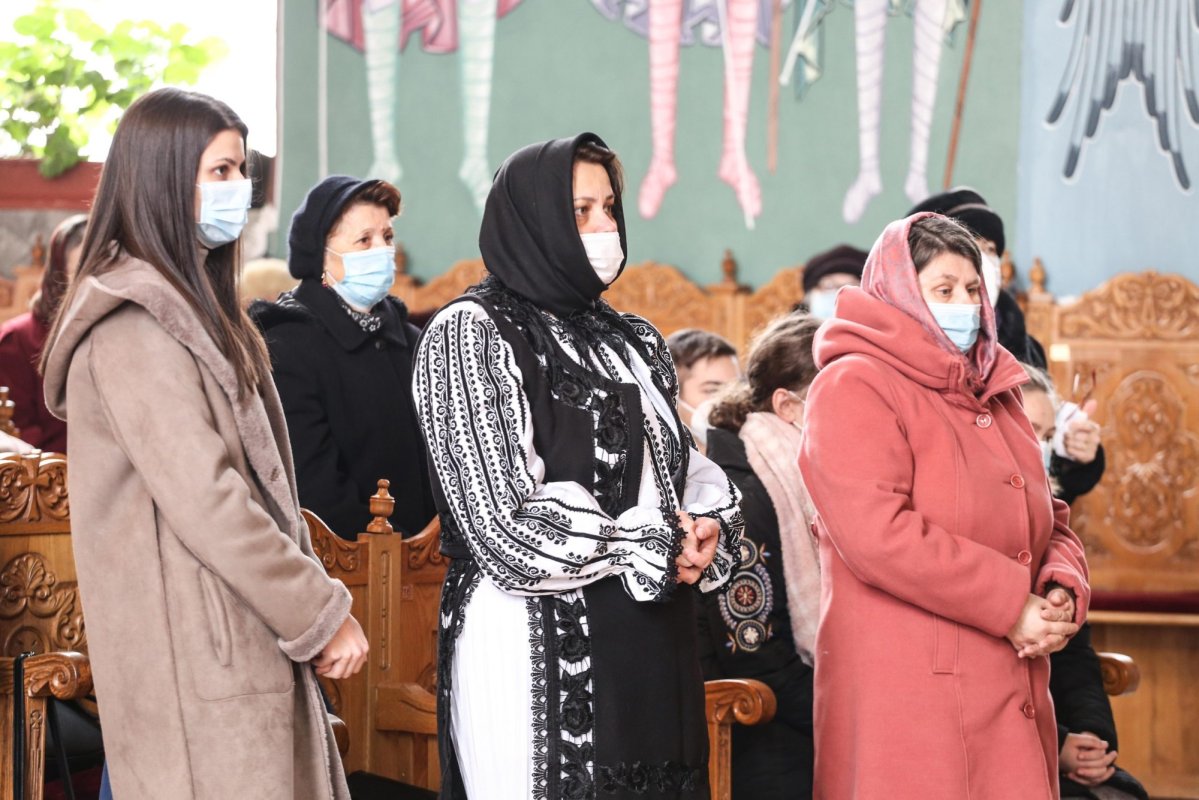 „Atunci când citim din Evanghelie, Îl ascultăm pe Hristos vorbindu-ne direct” 161557