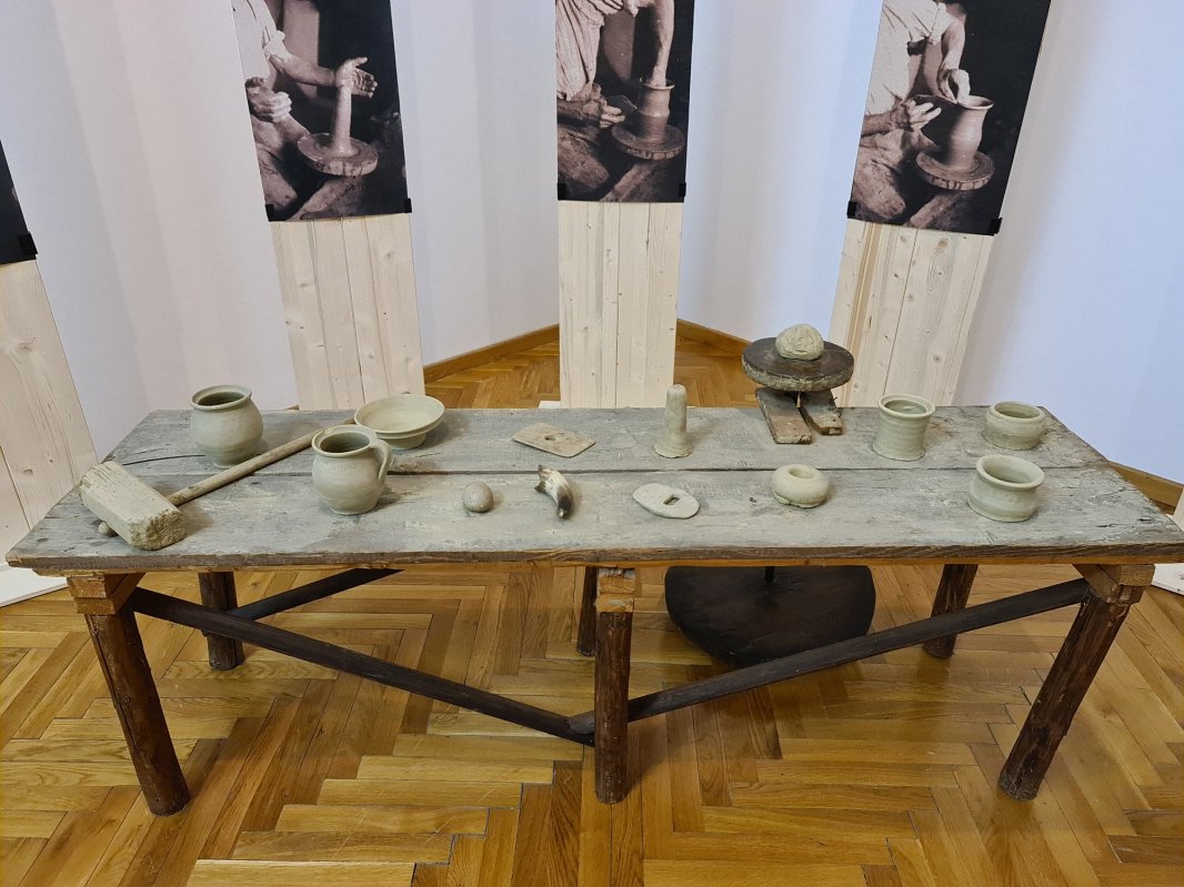 Chipurile lutului ars de la Tansa 160492