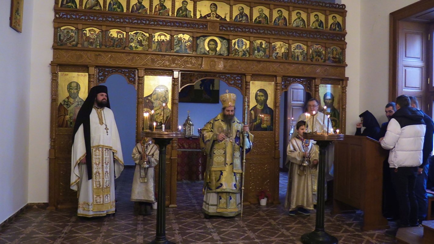 Hram la așezământul monahal românesc din Budapesta 161582