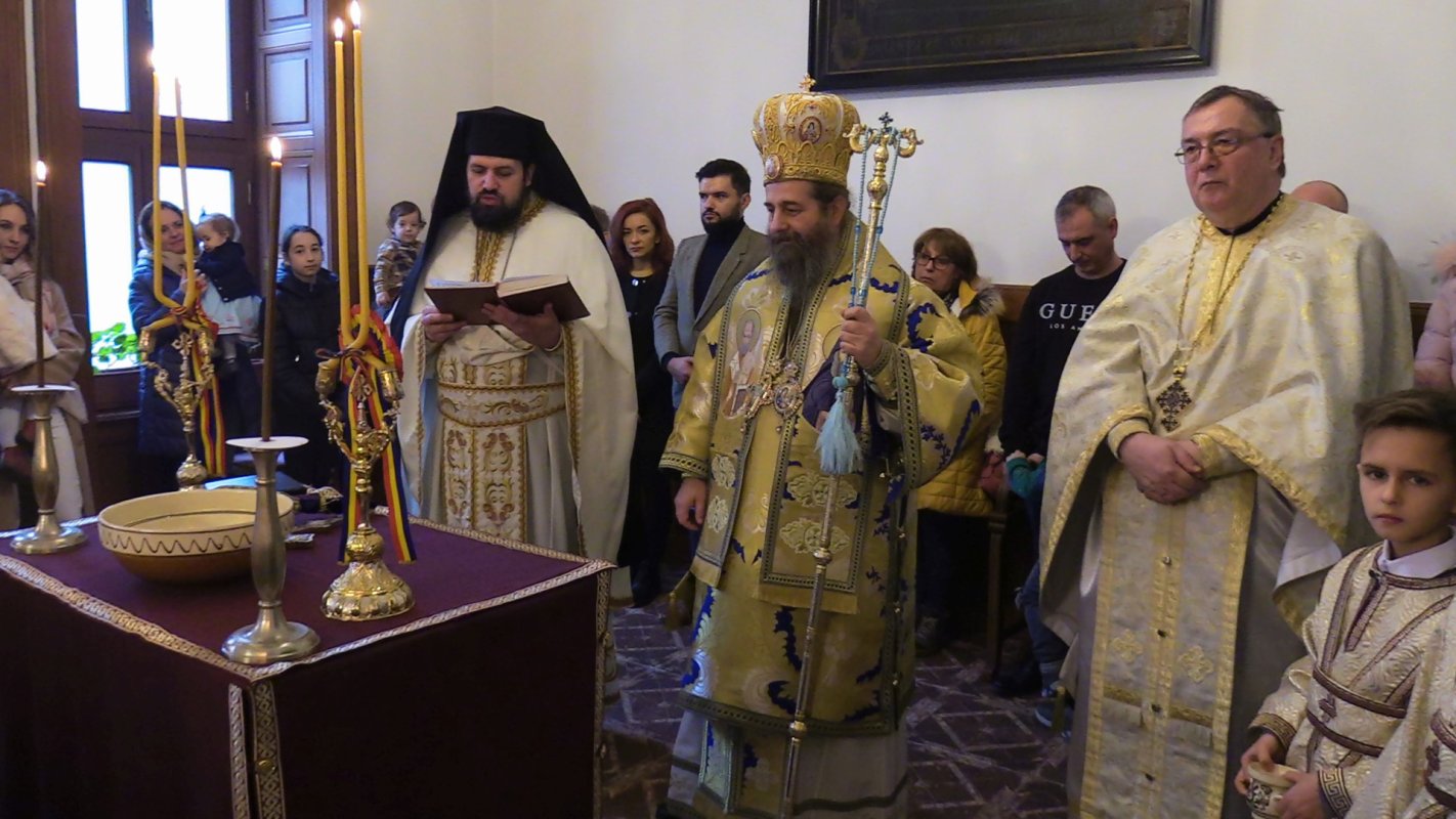 Hram la așezământul monahal românesc din Budapesta 161584