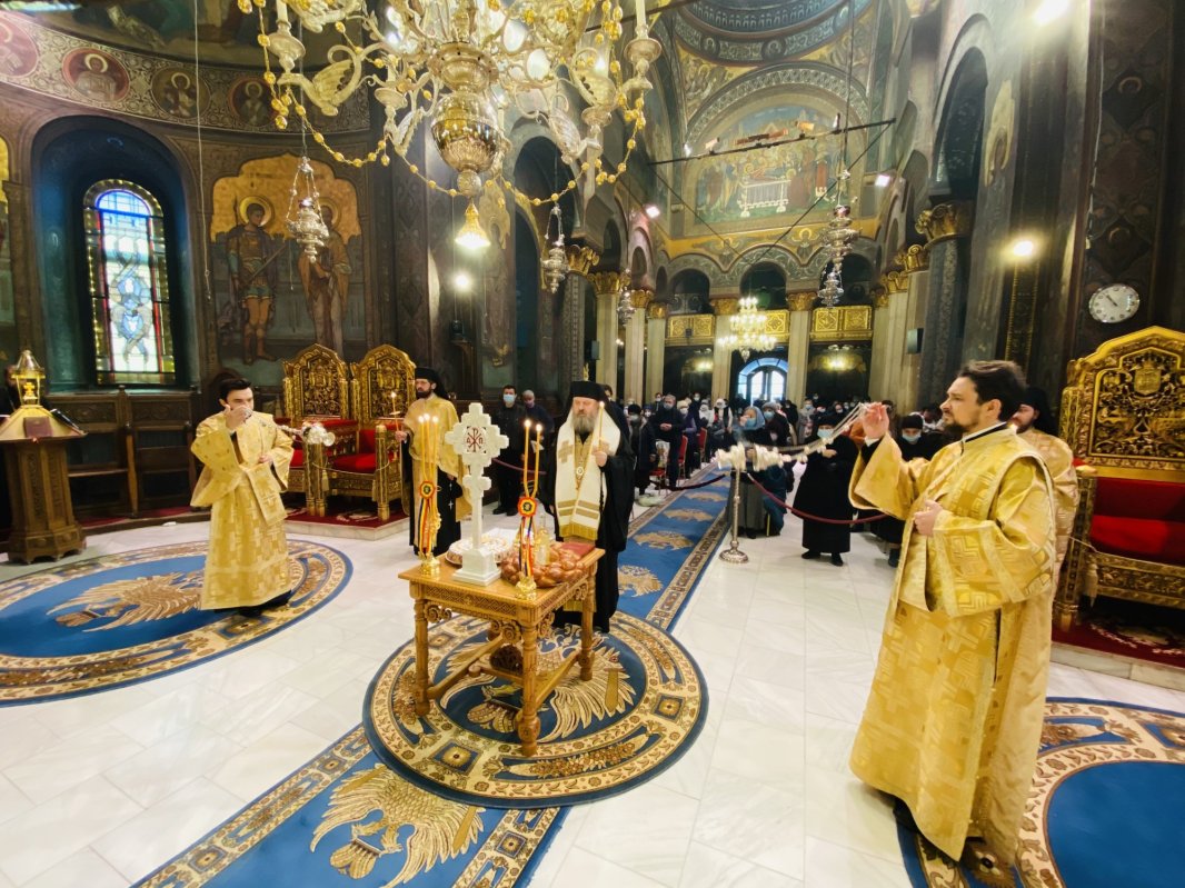 Comemorarea poetului naţional Mihai Eminescu în Capitală 161866